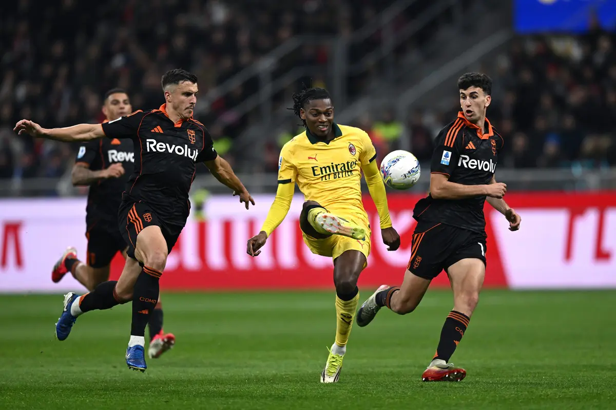 Milan fermato sull’1-1 dal Como, Allegri a -7 dalla vetta