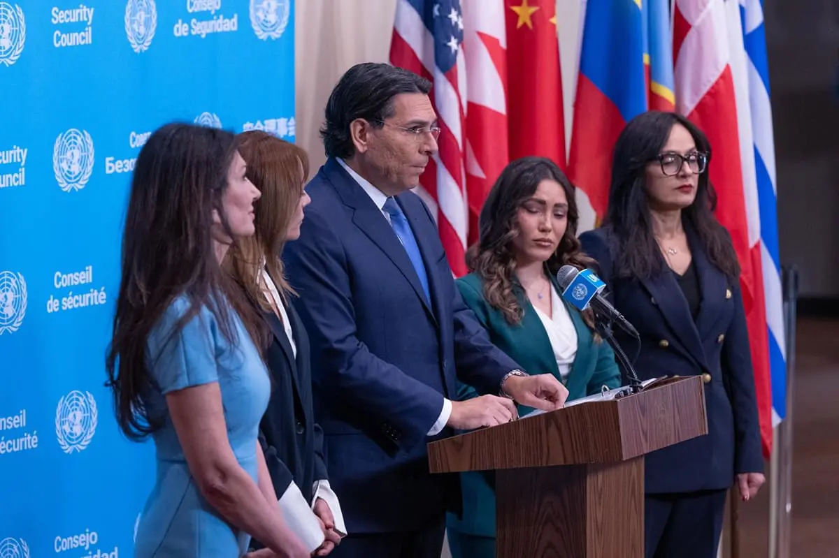 All’Onu la denuncia della calciatrice Shiva Amini “In Iran atleti premiati coi proiettili”