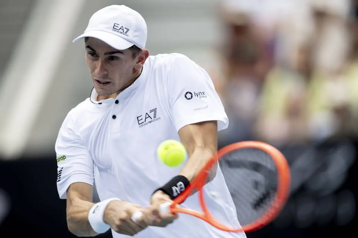 A Montecarlo subito fuori Arnaldi per mano di Garin. Baez sarà il primo avversario di Alcaraz