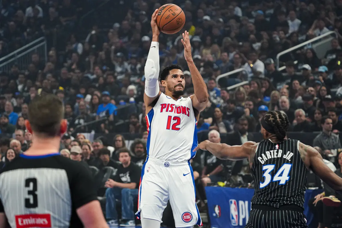 Detroit e Houston allungano la serie nei playoff Nba, Cleveland sul 3-2