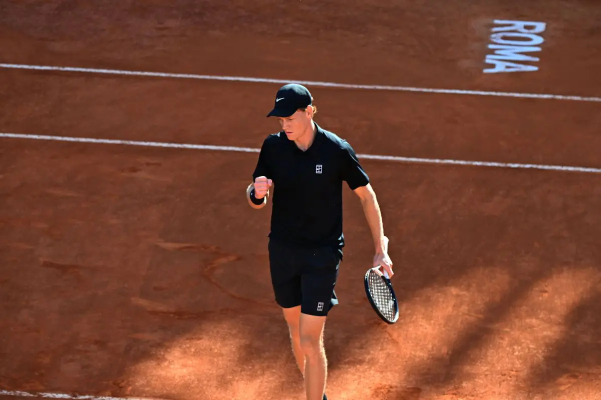 Roland Garros, sorteggiati i tabelloni: Sinner comincia con Tabeur