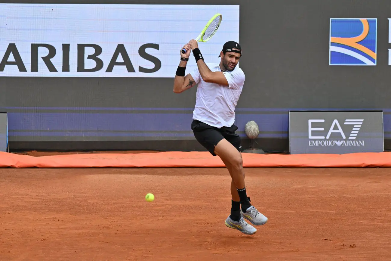 Internazionali d’Italia, Berrettini ko all’esordio contro Popyrin. Sorpresa Basiletti, battuta Tomljanovic