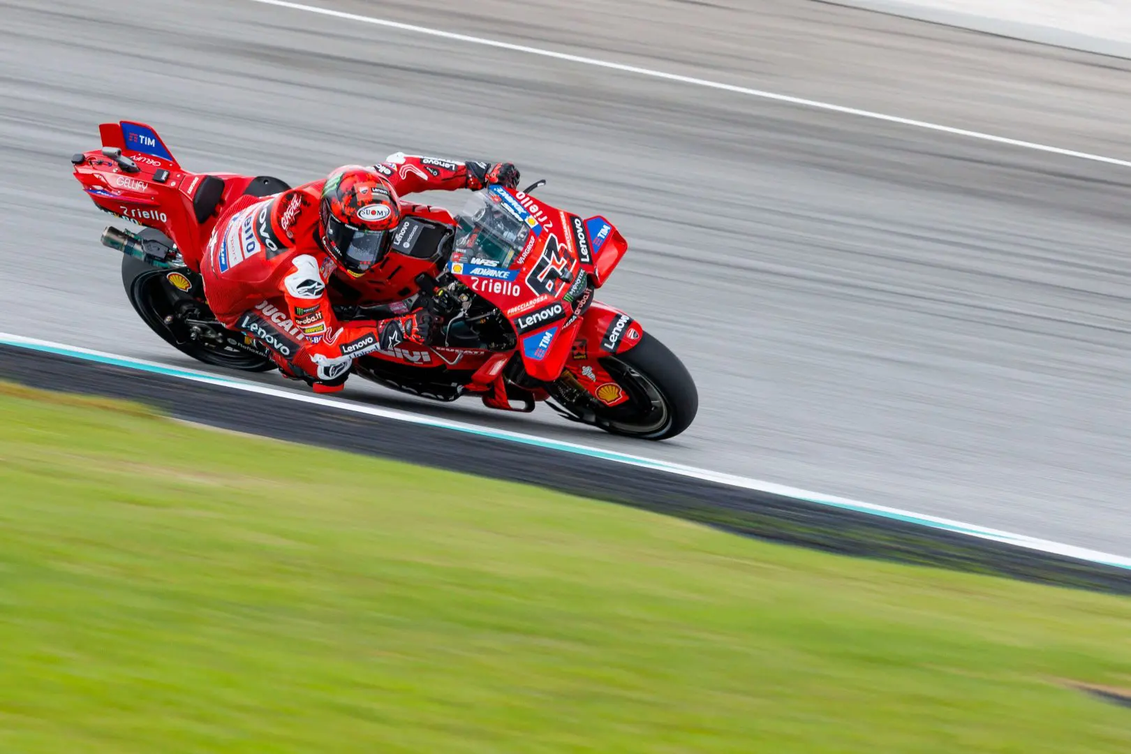 MotoGP, è ufficiale: Bagnaia e la Ducati si separano dopo otto anni