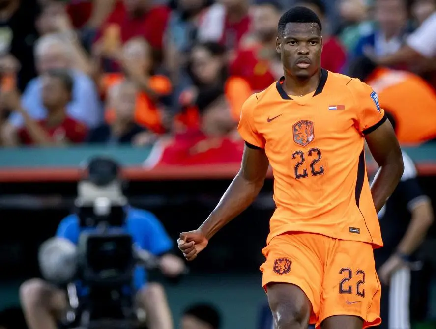 Inter, adesso è ufficiale: Denzel Dumfries ceduto al Real Madrid