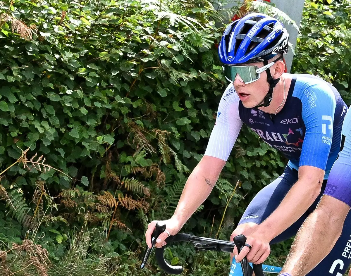 Tragedia al Giro del Portogallo, morto il corridore britannico Finlay Tarling