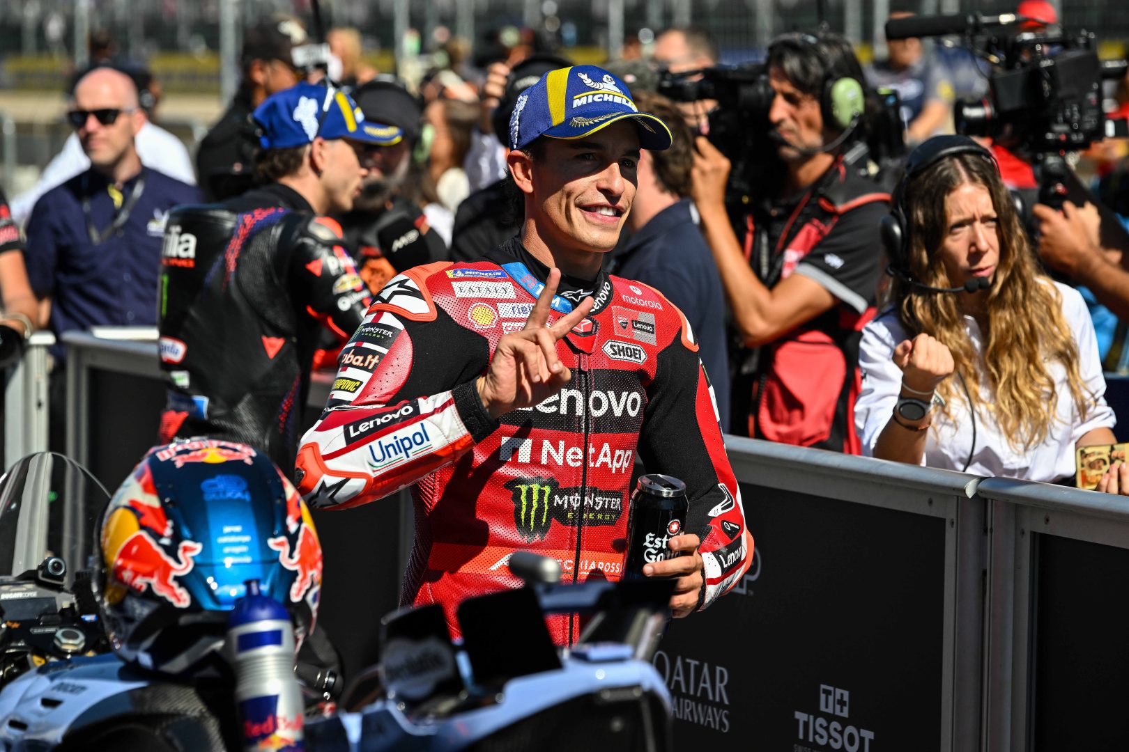 MotoGP, Marc Marquez vince il GP di Aragon davanti ad Acosta e Bezzecchi