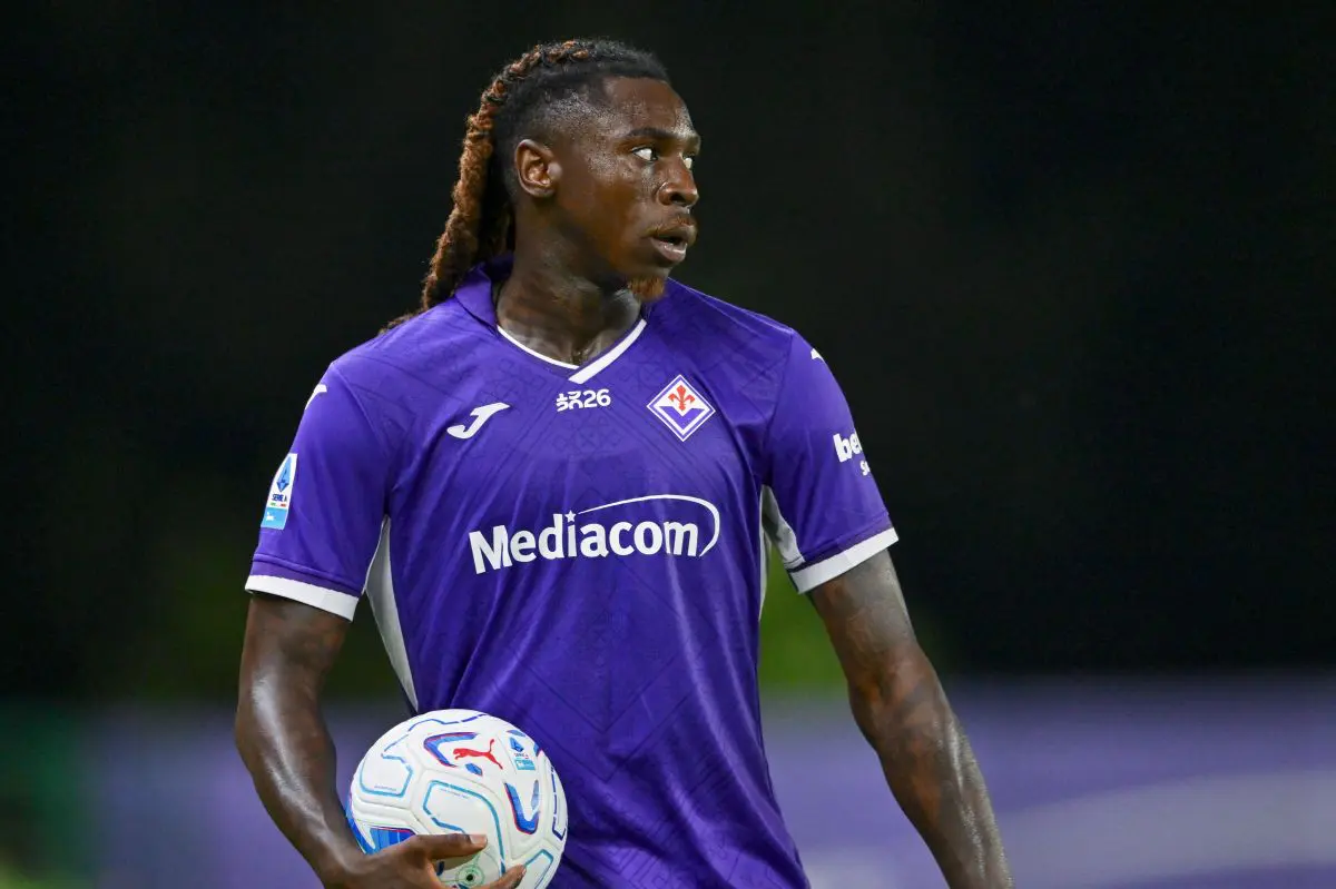 Moise Kean saluta la Fiorentina, è ufficialmente un nuovo giocatore del Como