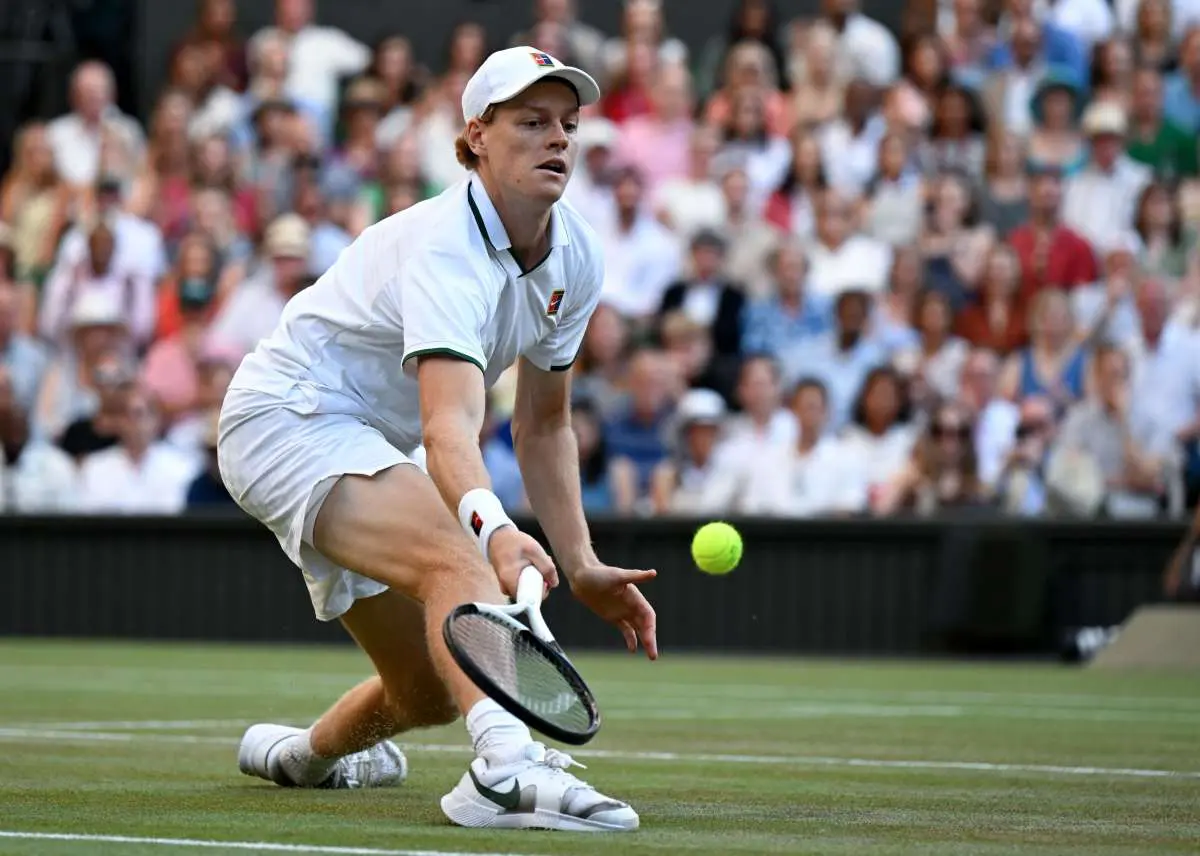 Sinner resiste ancora in vetta alla classifica Atp, Cobolli eguaglia il suo best ranking ed è 6°