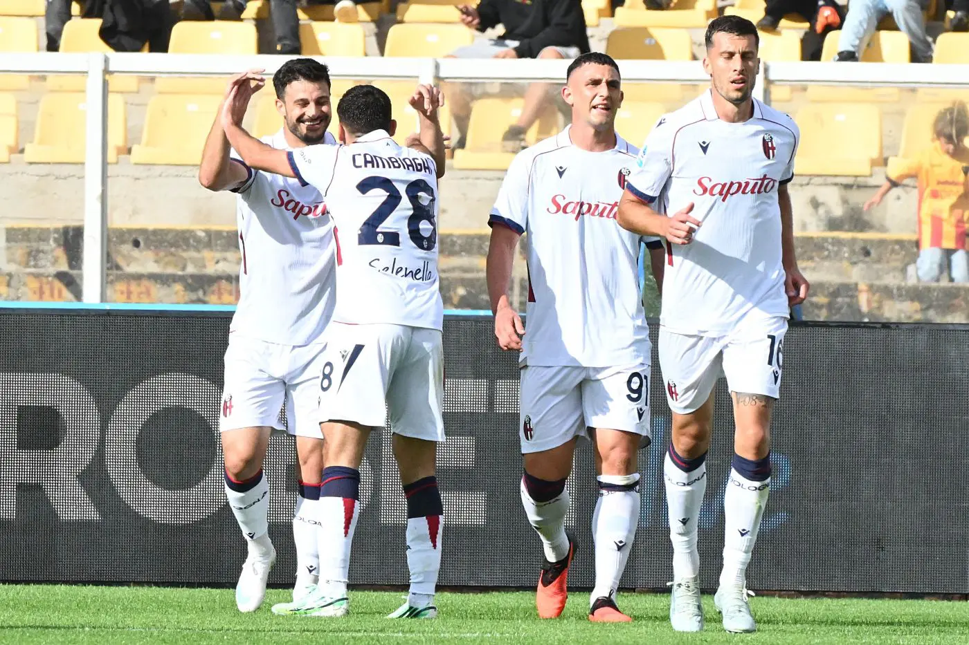 Prima gioia per il Bologna, vince 2-1 a Lecce