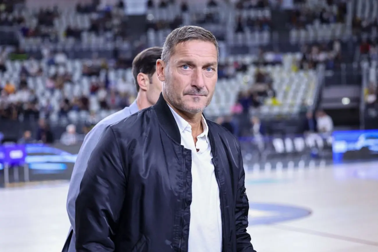 Totti “La Roma può competere con l’Inter per lo Scudetto. Tempi maturi per un mio ritorno? No”